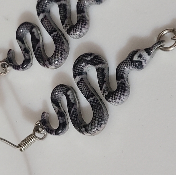 Snake earrings enamel python ? Red glass crystal blood drop can add 925 hooks - Picture 7 of 10